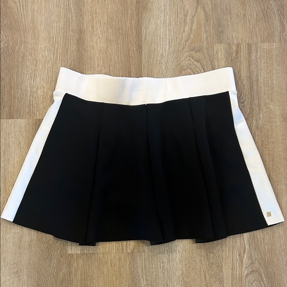 Emily Mccarthy Dresses & Skirts - Emily McCarthy Chic Black and White Women's Mini Skirt Size L